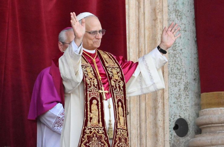 Primer discurso del papa León XIV: Un llamamiento a la paz y a una Iglesia abierta a todos papa leon xiv