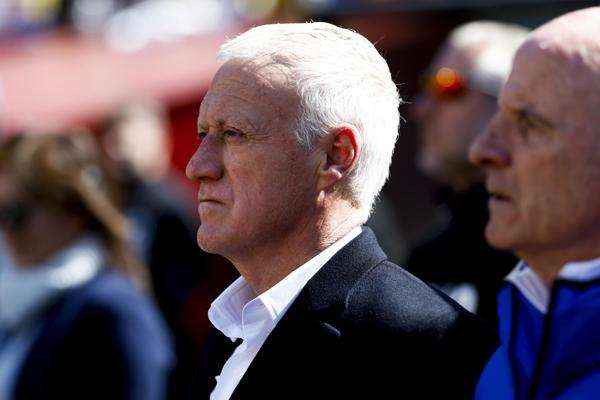 Fotografía tomada el 29 de marzo al seleccionador de Francia, Didier Deschamps, quien se perfila como heredero de un récord de permanencia en los banquillos en partidos del Mundial que conserva el alemán el alemán Helmut Schön. EFE/EPA/WILL OLIVER