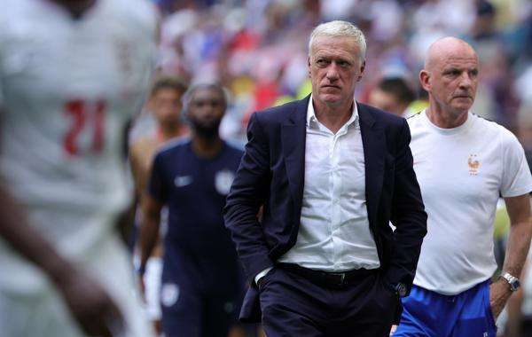 Didier Deschamps se despidió este sábado como técnico de Francia en el partido por el tercer puesto del Mundial 2026, ante Inglaterra. EFE/EPA/CRISTOBAL HERRERA-ULASHKEVICH Didier Deschamps se despidió este sábado como técnico de Francia en el partido por el tercer puesto del Mundial 2026, ante Inglaterra. EFE/EPA/CRISTOBAL HERRERA-ULASHKEVICH