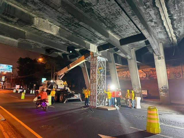 Puente del Periférico recibe apuntalamiento tras detectarse falla en una viga