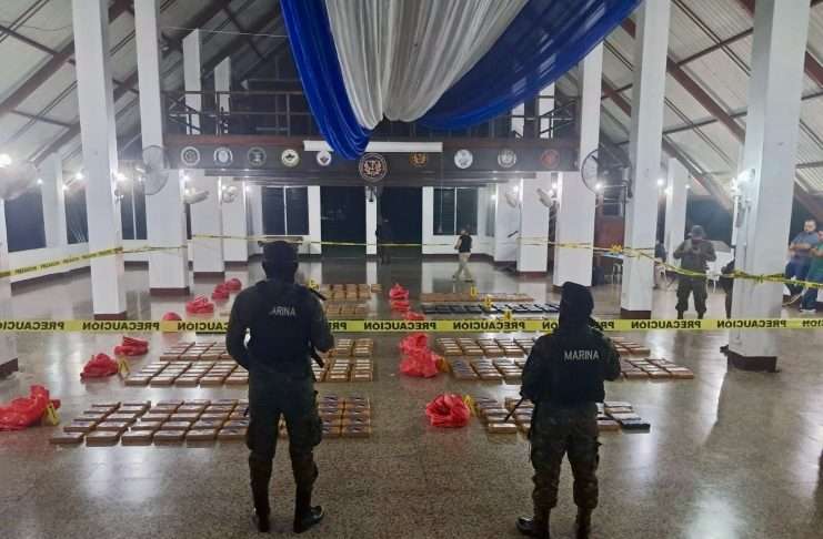Localizan 624 paquetes de cocaína dentro de vehículo en Escuintla Localizan 624 paquetes de cocaína dentro de vehículo en Escuintla