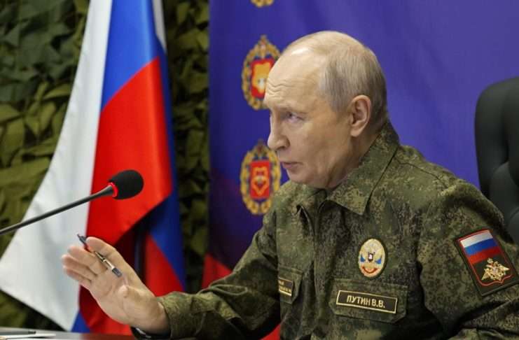 Putin propone una reunión con Trump y Xi para abordar un pacto en Ucrania, según el WSJ ¿Un pacto sobre Ucrania sin Zelenski? La propuesta de Putin a Trump y Xi