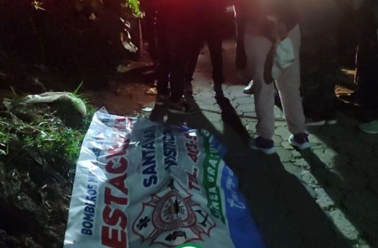 Hallan a dos hombres sin vida en calles de Sololá y Zacapa Hallan a dos hombres sin vida en calles de Sololá y Zacapa