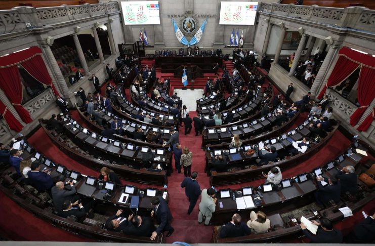 Oficialismo busca reformar las postuladoras para frenar la politización