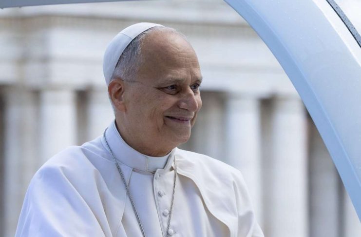 Papa León XIV no requerirá tratamiento adicional tras extirpación de cáncer de pulmón