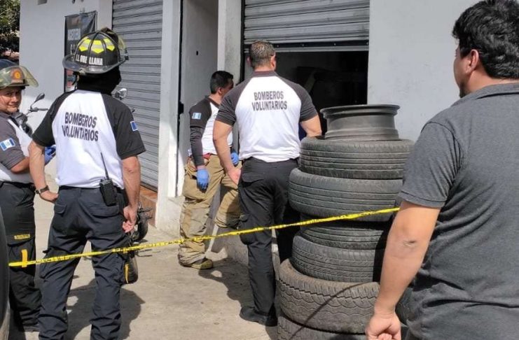 Identifican a hombres asesinados en San Cristóbal, Mixco